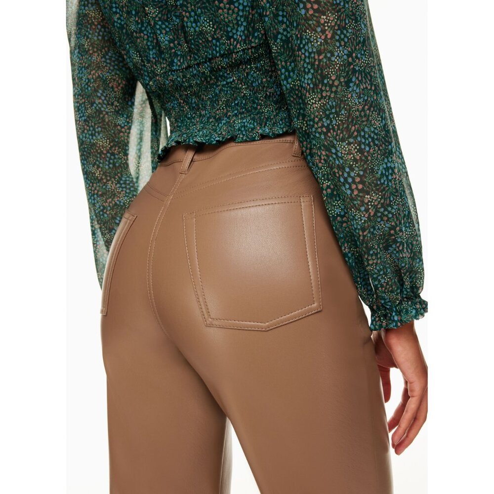 Aritzia Wilfred The Melina™ Faux Leather Straight Pant in Constant Camel 4 - Picture 5 of 9